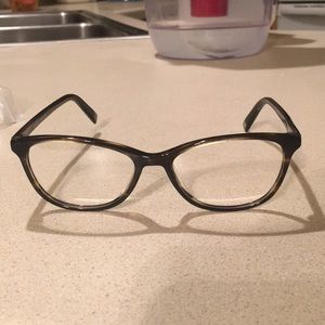 Warby Parker Daisy glasses in Striped Molasses
